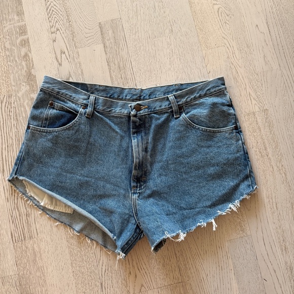 Vintage Wrangler Jean Shorts W38 - Picture 1 of 3